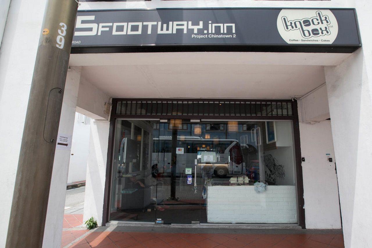 Nhà trọ 5footway.inn Project Chinatown 2